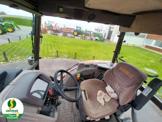 Tracteur agricole Renault ERGOS446