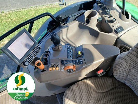 Tracteur agricole John Deere 6145R