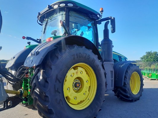 Tracteur agricole John Deere 8370R