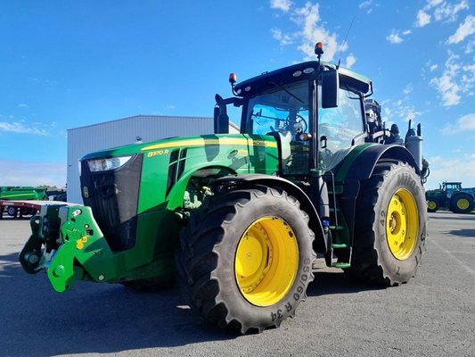 Tracteur agricole - 8370R