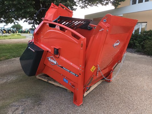 Pailleuse Kuhn PRIMOR2060M