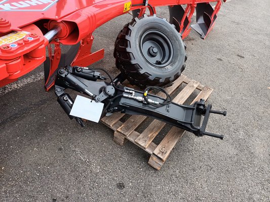 Charrue Kuhn VMM5
