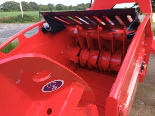 Pailleuse Kuhn PRIMOR2060M