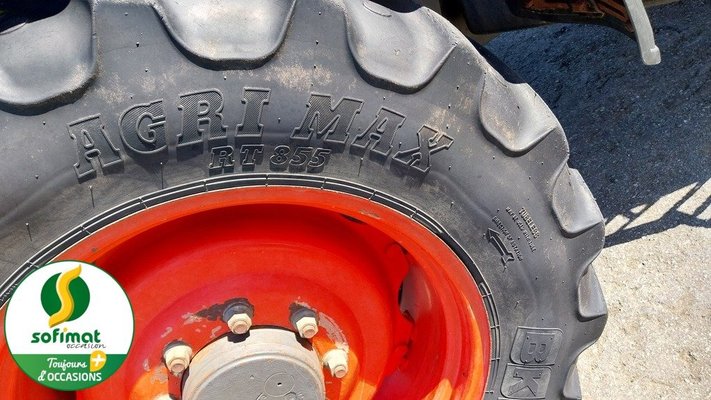 Tracteur agricole Claas ARES556RZ