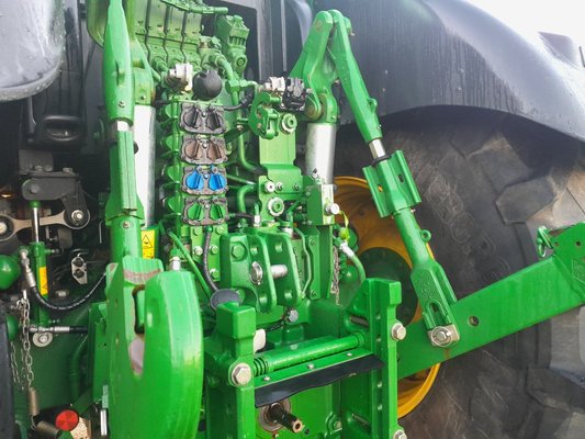 Tracteur agricole John Deere 6R175