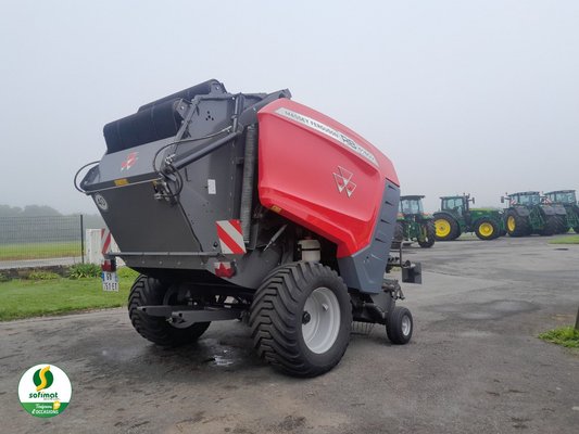 Presse à balles rondes Massey Ferguson 4160V