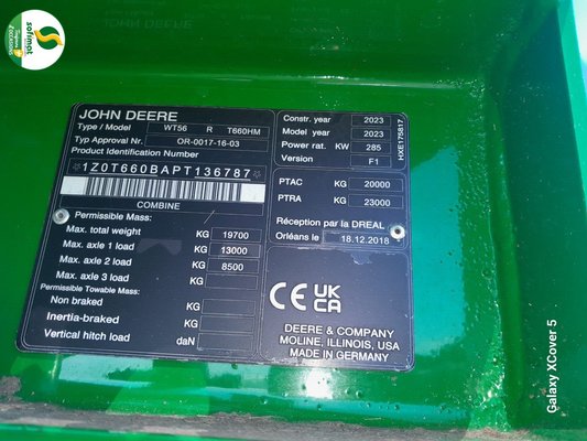 Moissonneuse batteuse John Deere T660HM
