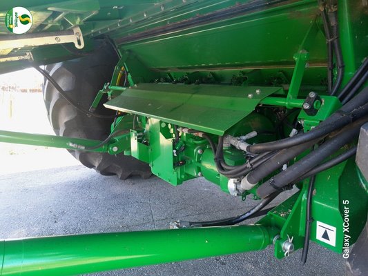Moissonneuse batteuse John Deere T660HM