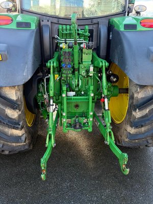 Tracteur agricole John Deere 6R155
