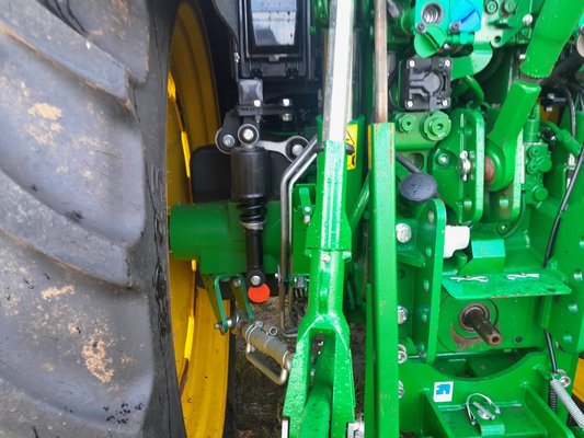 Tracteur agricole John Deere 6120M