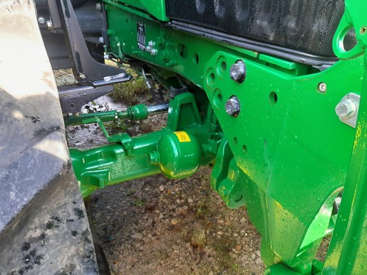 Tracteur agricole John Deere 6120M