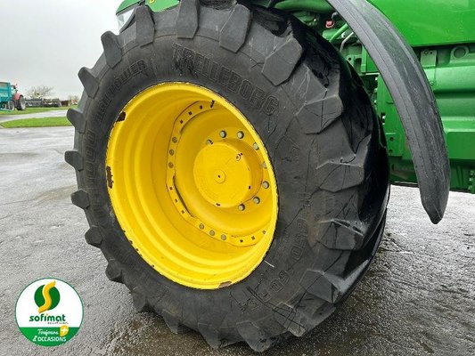 Tracteur agricole John Deere 8270R