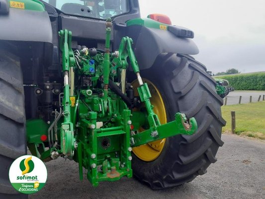 Tracteur agricole John Deere 6195M