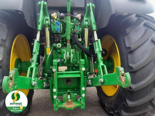 Tracteur agricole John Deere 6195M