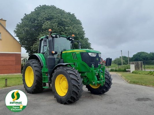 Tracteur agricole John Deere 6195M
