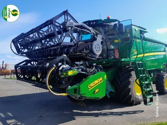 Moissonneuse batteuse John Deere T560HM - 1