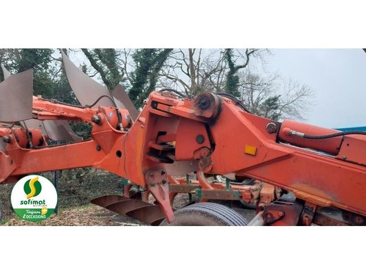 Charrue Kuhn VARIMANAGER8