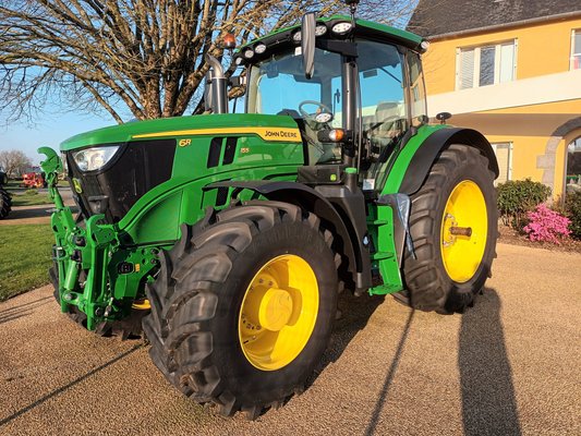 Tracteur agricole - 6R155