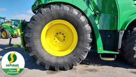 Ensileuse automotrice John Deere 8600 - 8