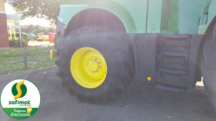 Ensileuse automotrice John Deere 9900 - 8