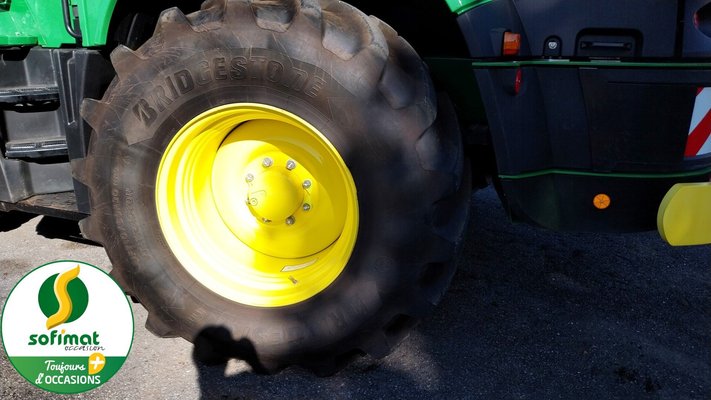 Ensileuse automotrice John Deere 9900