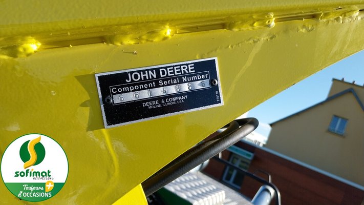 Ensileuse automotrice John Deere 9900