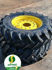 Tracteur agricole Divers PNEU - 1
