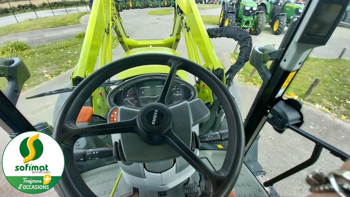 Tracteur agricole Claas ARION430