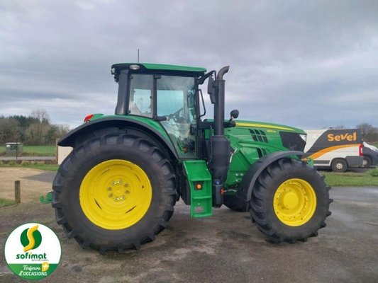 Tracteur agricole John Deere 6155M