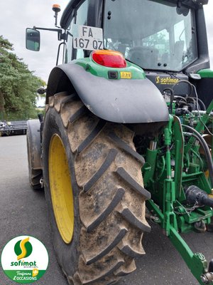 Tracteur agricole John Deere 6120M