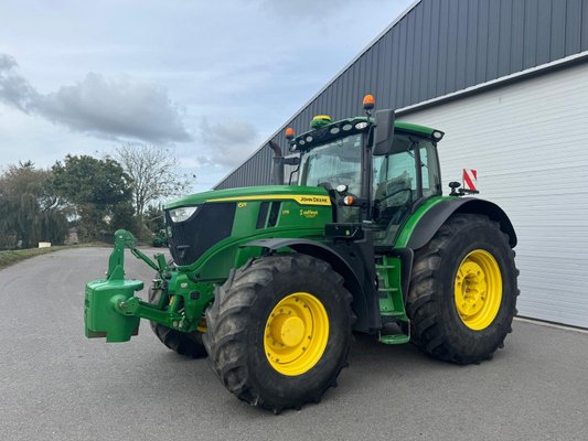 Tracteur agricole - 6R175