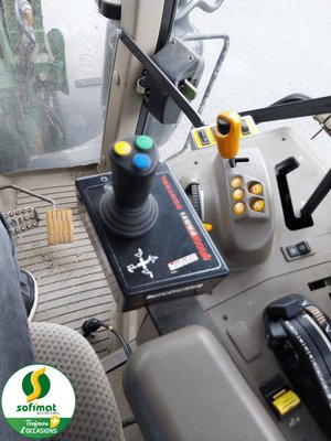 Tracteur agricole John Deere 6120M