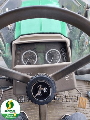 Tracteur agricole John Deere 6120M