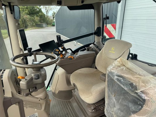 Tracteur agricole John Deere 6R175