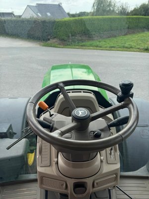 Tracteur agricole John Deere 6R175