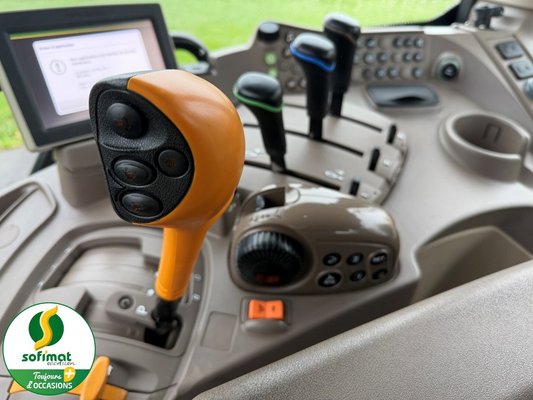 Tracteur agricole John Deere 6155R