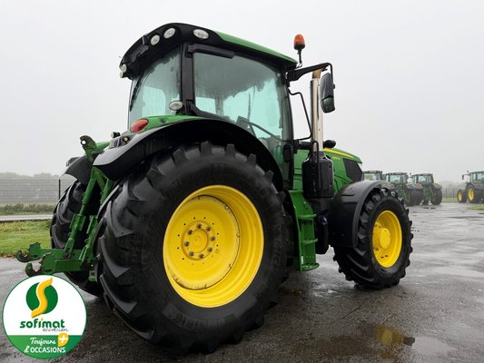 Tracteur agricole John Deere 6155R