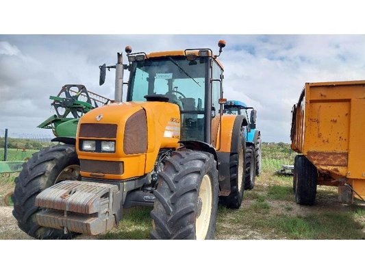 Tracteur agricole Renault ARES610RZ