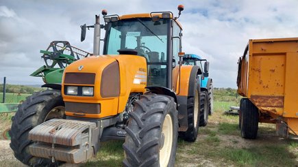Tracteur agricole Renault ARES610RZ - 1