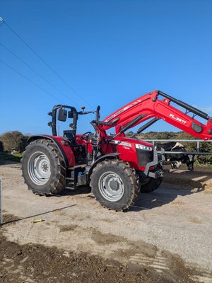 Tracteur agricole - MASSEY