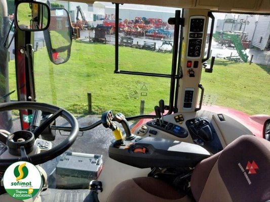Tracteur agricole Massey Ferguson 7718