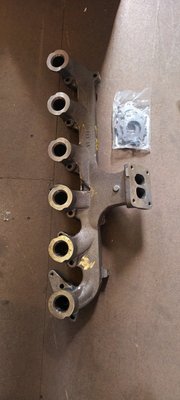 JOHN DEERE CAPTIF - PIECES JD OBSELETES - KIT COLLECTEUR ECHAPPEMENT