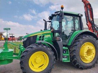 Tracteur agricole John Deere 6120M - 1