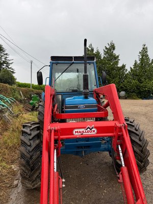 Tracteur agricole Ford 4610