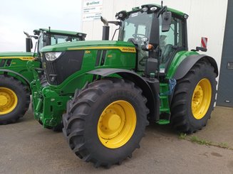 Tracteur agricole John Deere 6M250 - 1