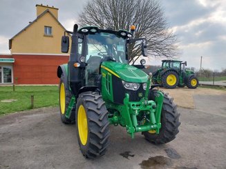 Tracteur agricole John Deere 6100M - 1