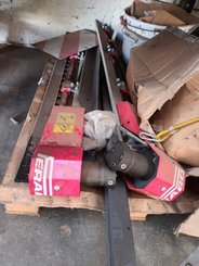 Accessoire pour moissonneuse batteuse Perard SCIE AVANT  DROIT +KIT MONT SB000006 - 1