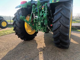 Tracteur agricole John Deere 5105M - 1
