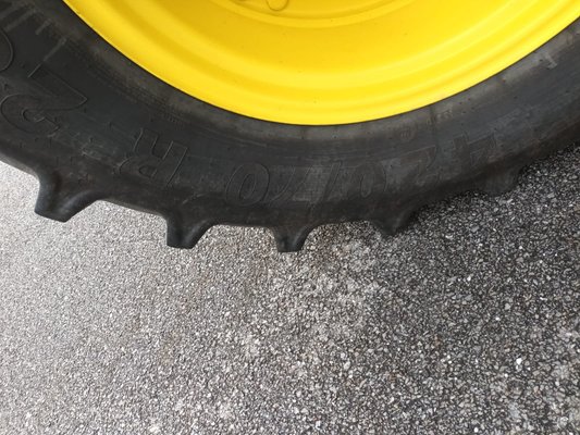 Tracteur agricole John Deere 6120M