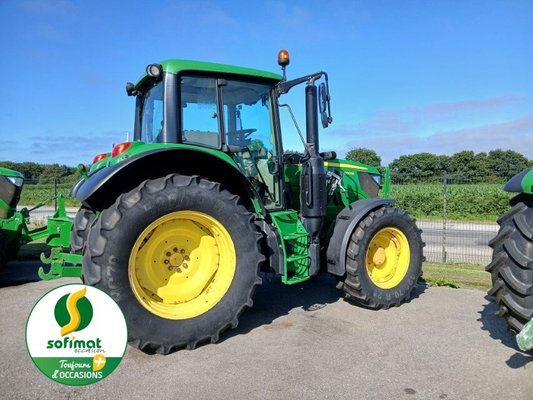 Tracteur agricole John Deere 6120M